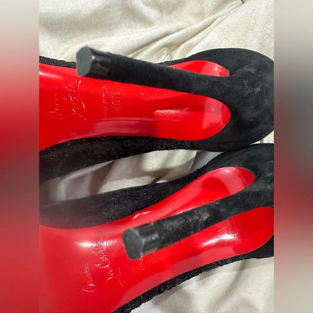 Christian Louboutin Black Lace Pointed-Toe Red Sole Pumps - Picture 3 of 11